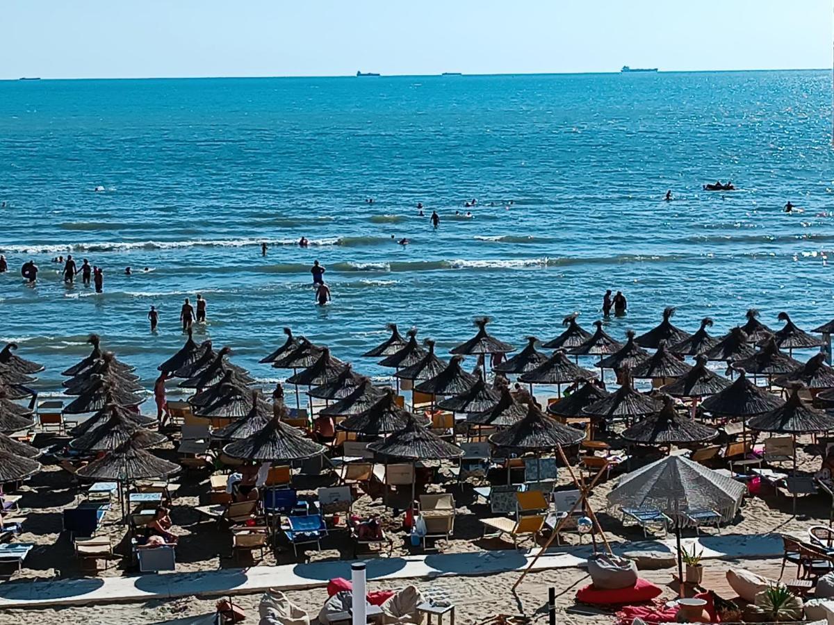 Blue Sea View Appartement Durrës